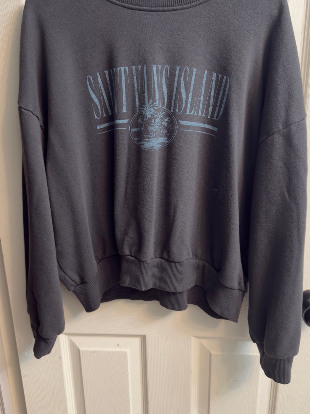 Van’s Womens Charcoal Gray Cropped Graphic Crewneck Sweatshirt